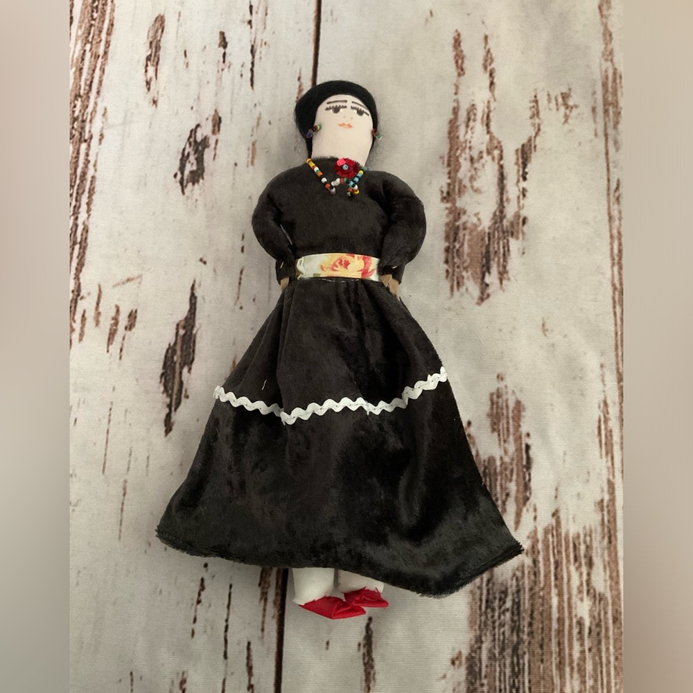 VINTAGE HAND MADE STUFFED NAVAJO DOLL IN BLACK VELVET DRESS